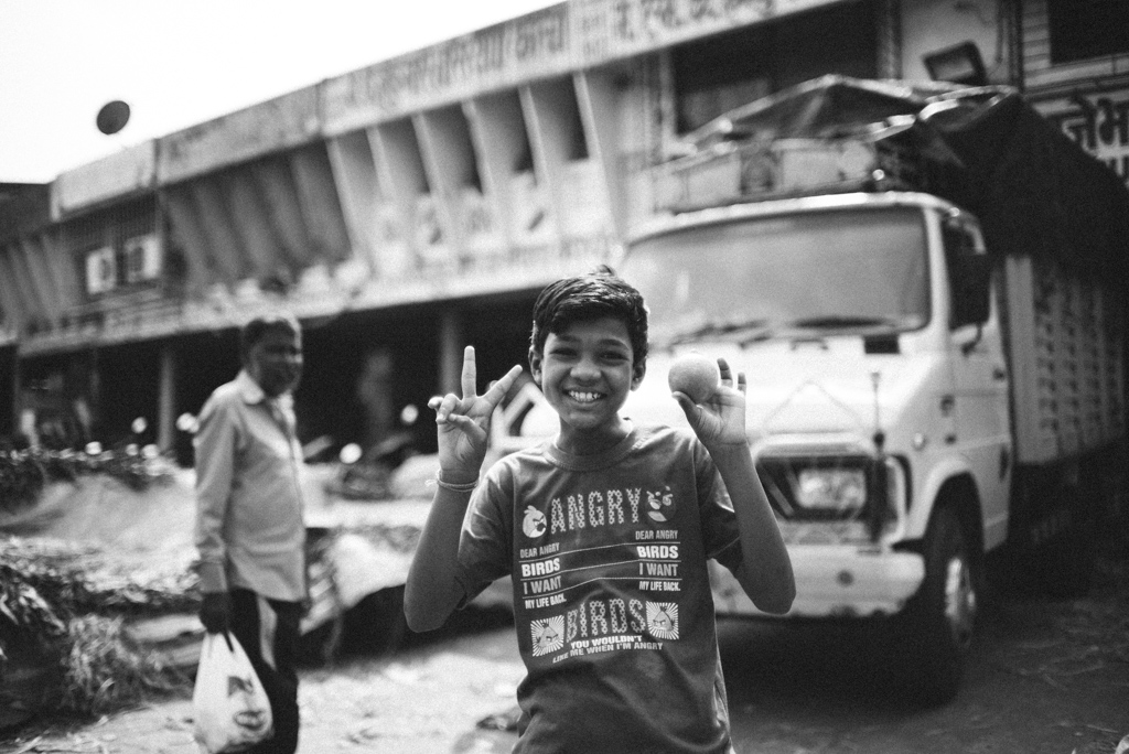 Junge in Pune, Indien