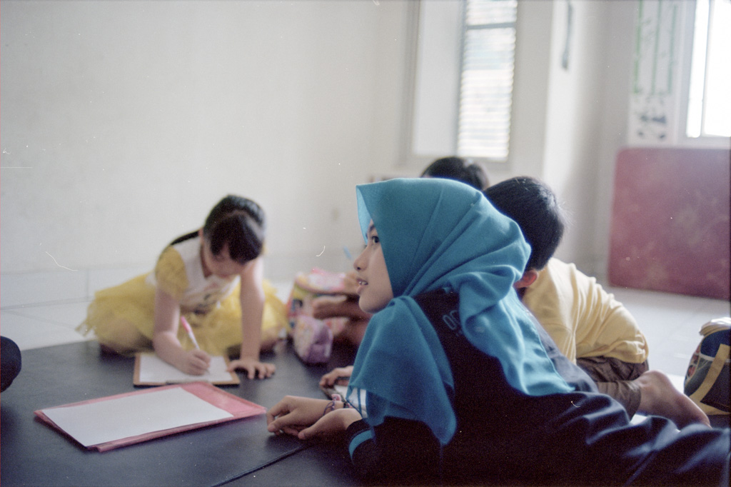 Schulbesuch in Cianjur, Indonesien